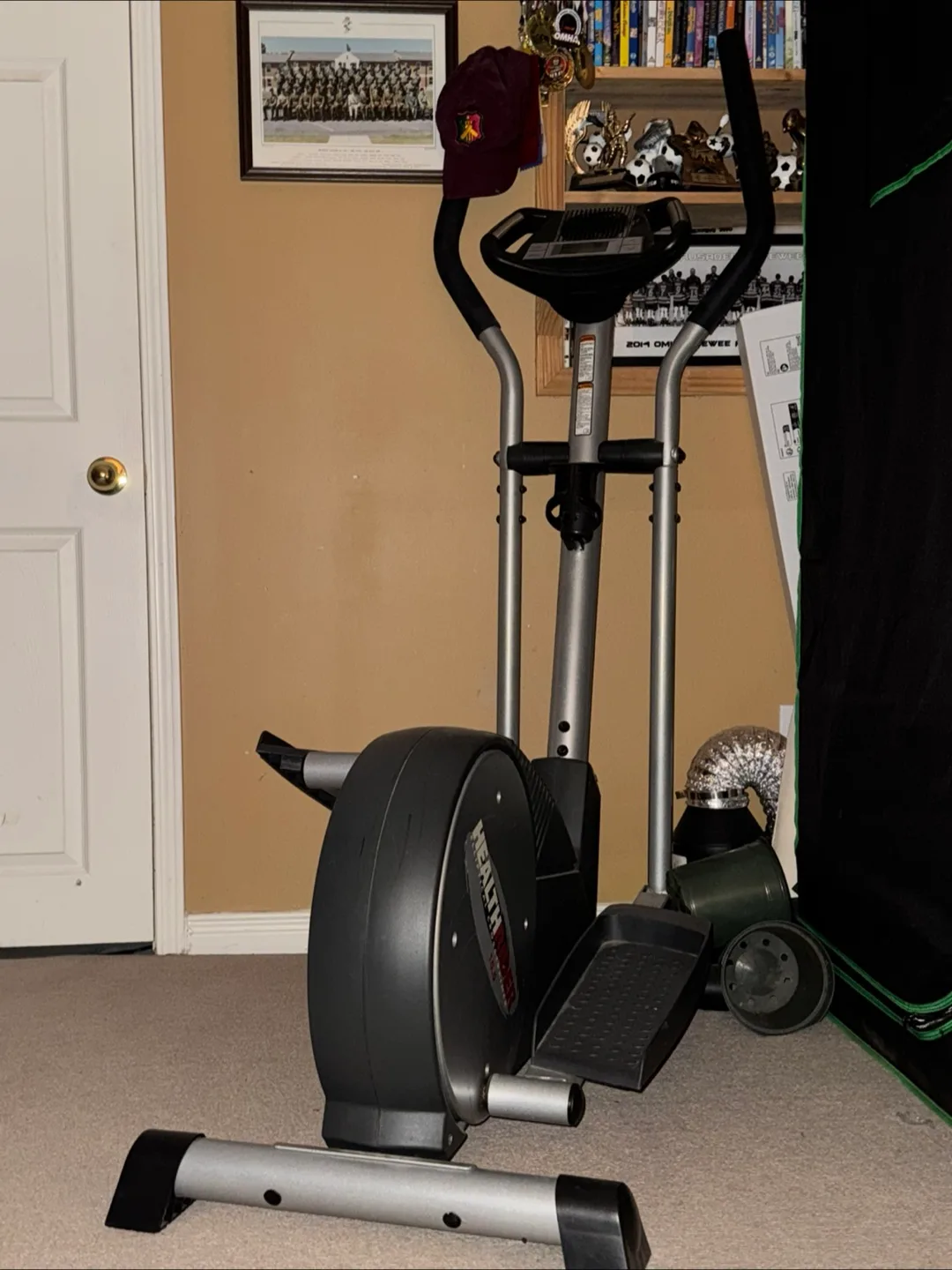 HealthRider 15.5 Elliptical Cross Trainer 🥕 image indicator(2)