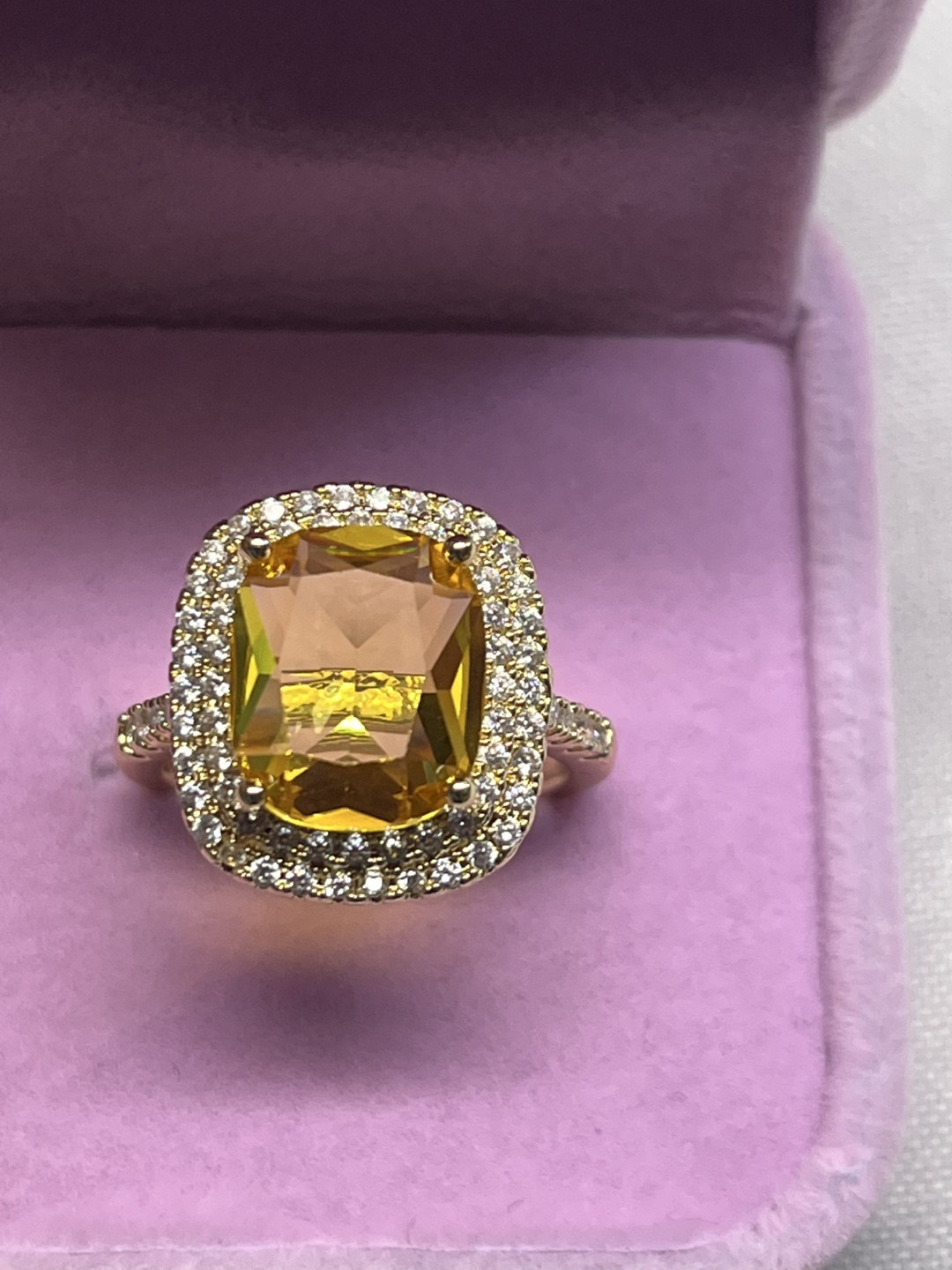 Luxury citrine with beautifully studded 2 rows of sapphire ring - photo 2