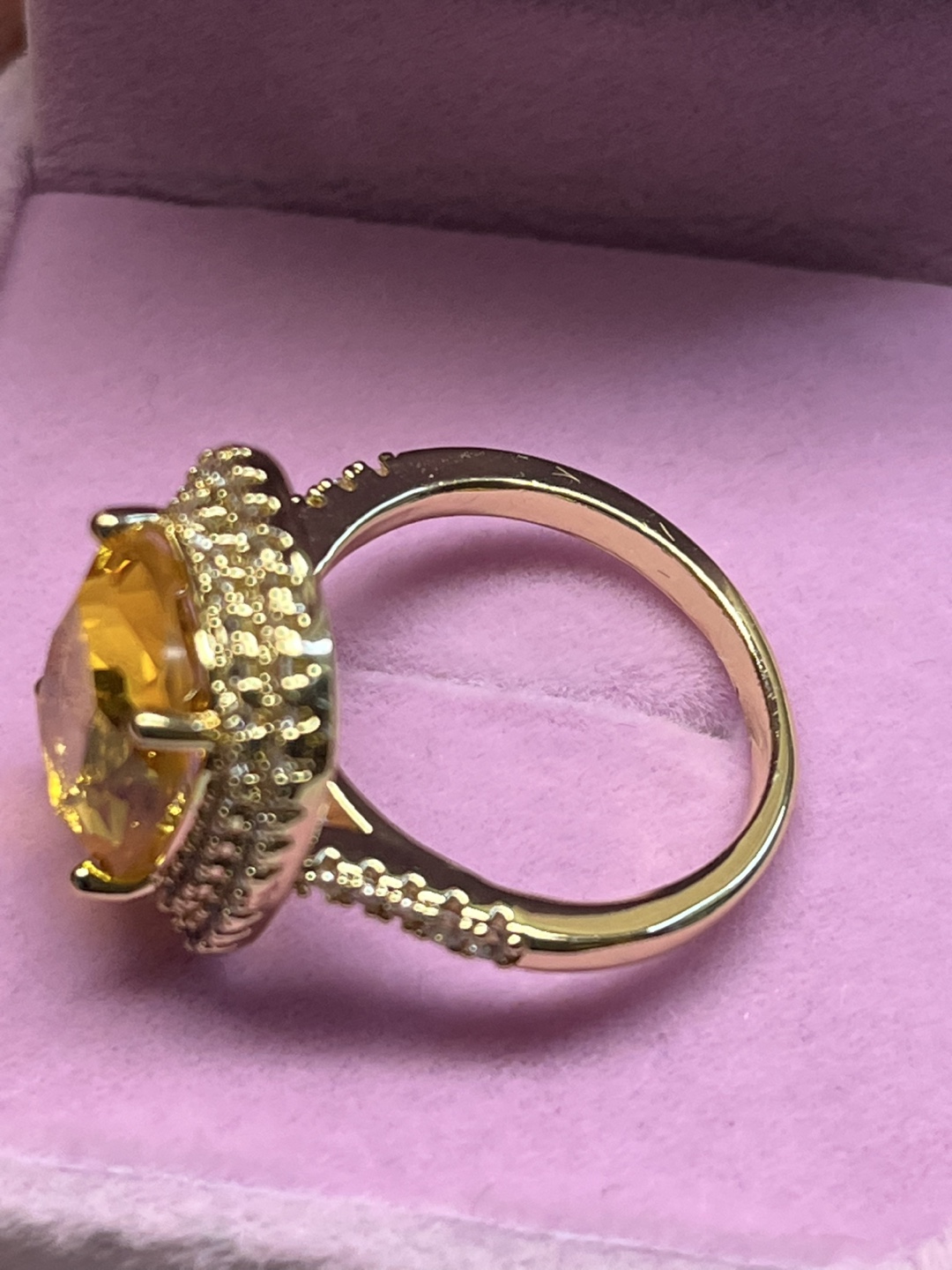 Luxury citrine with beautifully studded 2 rows of sapphire ring - photo 4