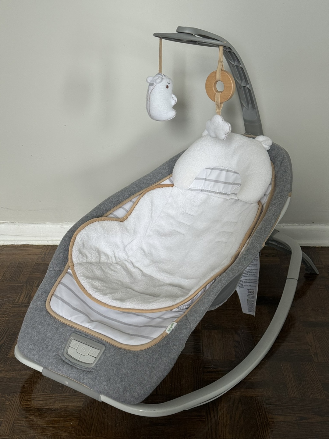 Ingenuity Rocking Seat - Grey & White