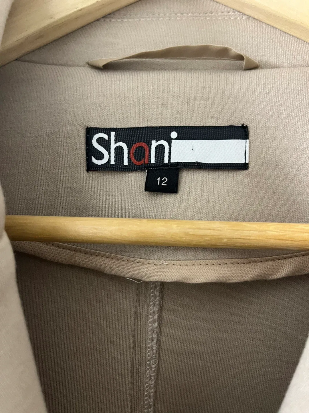 Shani Beige Fall Coat image indicator(3)