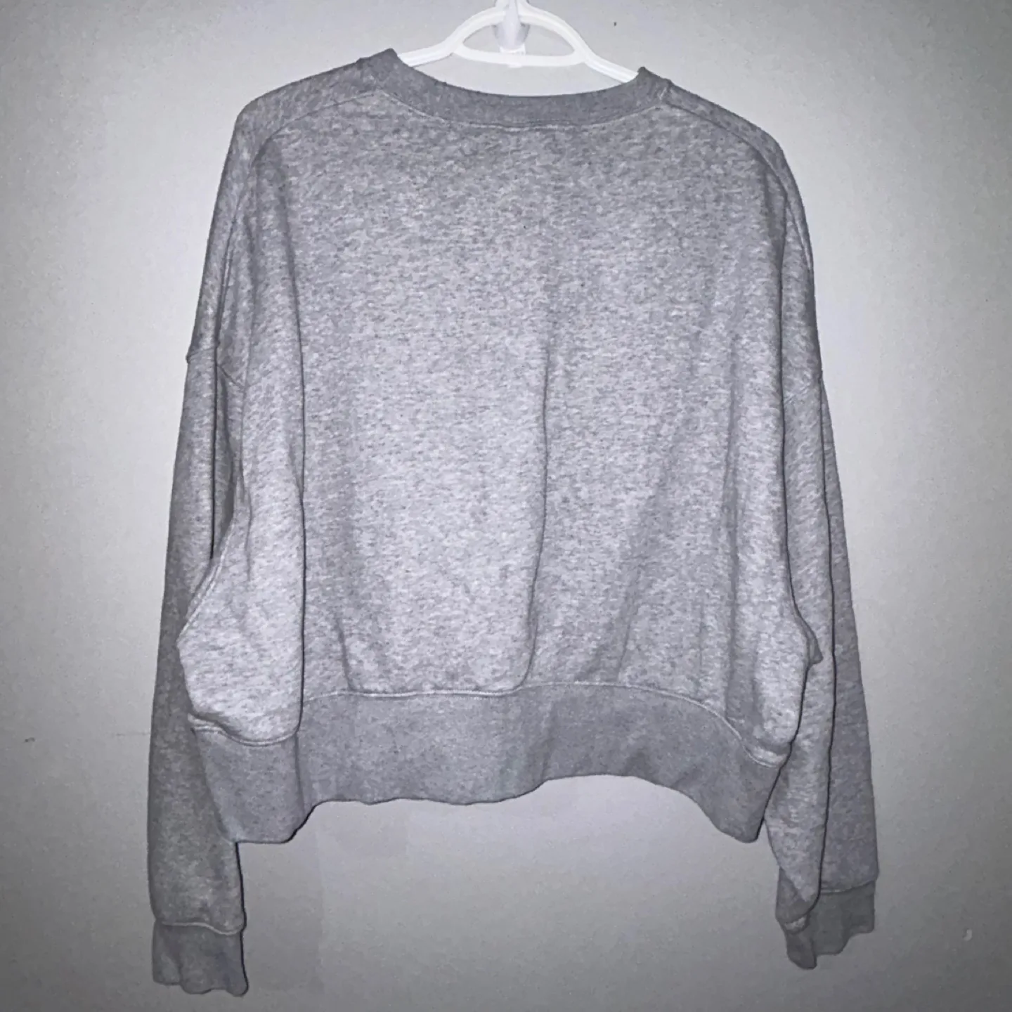 Nike Grey Cropped Sweatshirt - Size Small image indicator(2)
