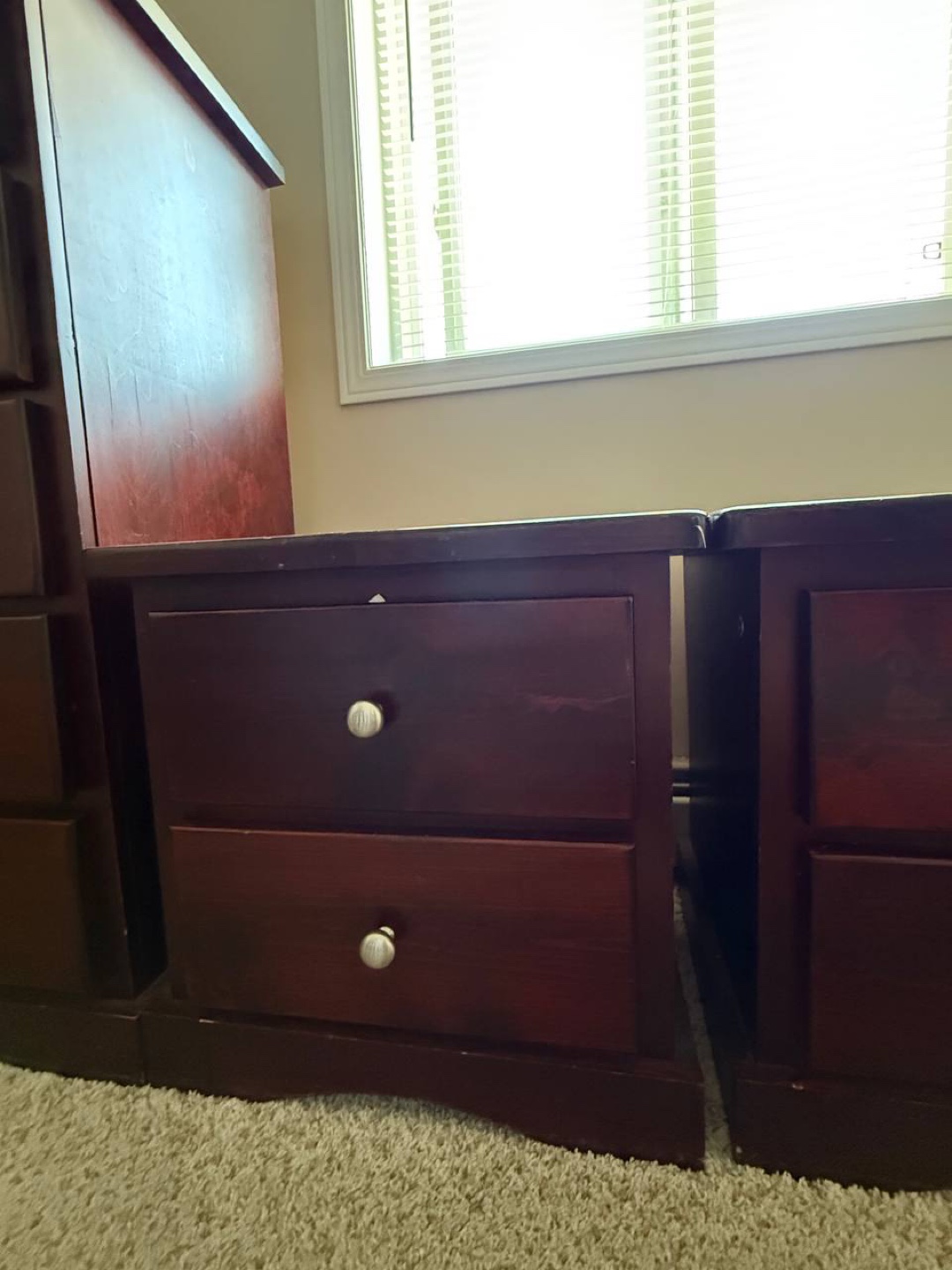 Bedroom Set - Dresser, Chest, Nightstands - photo 3