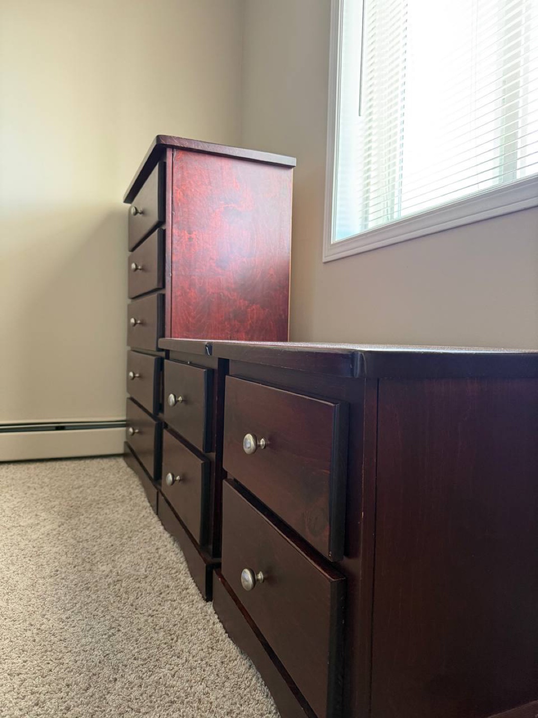 Bedroom Set - Dresser, Chest, Nightstands - photo 4