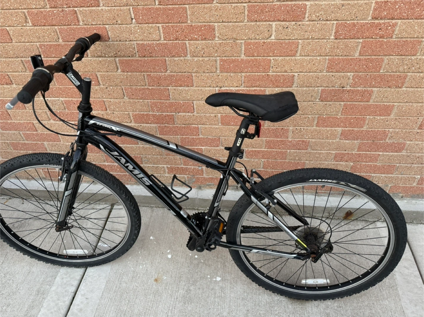 Jamis Trail X2 Mountain Bike - Black - photo 2