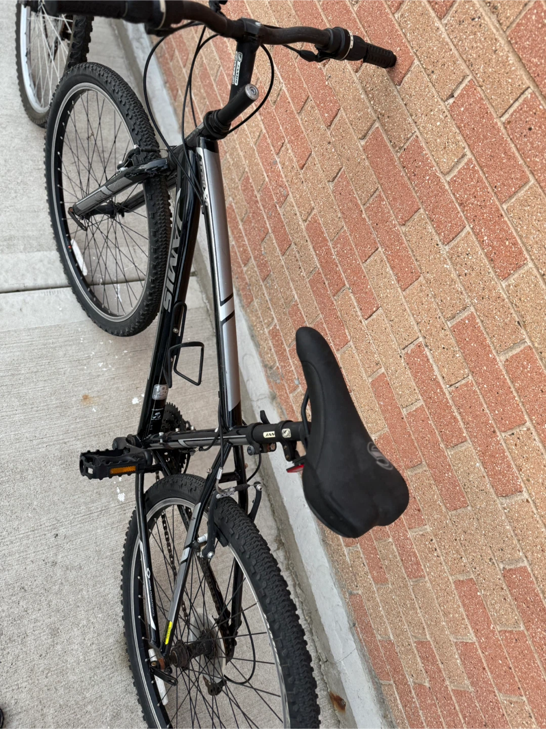 Jamis Trail X2 Mountain Bike - Black - photo 3