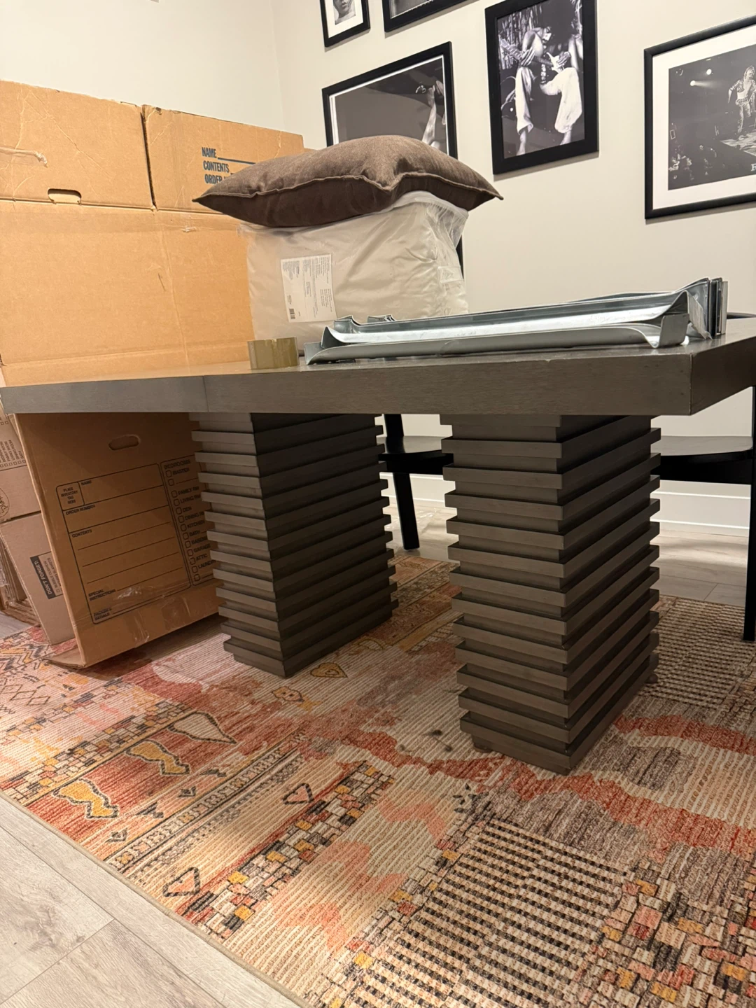 Extendable Dining Table - photo 3