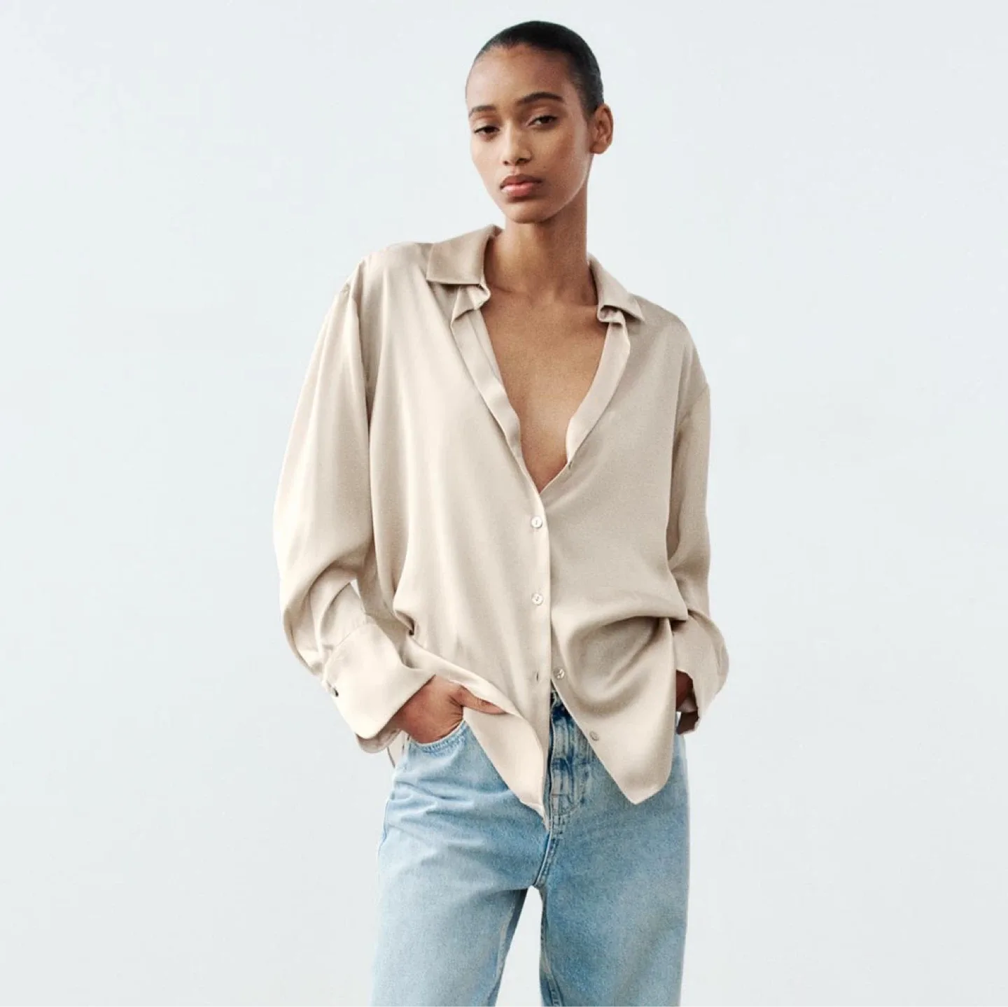 NEW Zara satin effect shirt XS oyster white image indicator(3)