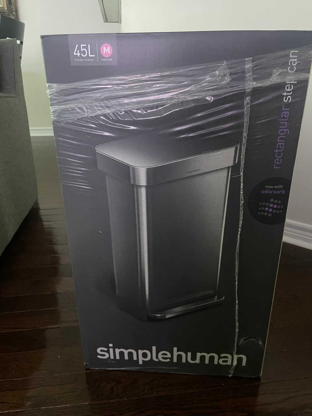 Brand New Simple Human. 45L Rectangular Step Garbage Bin