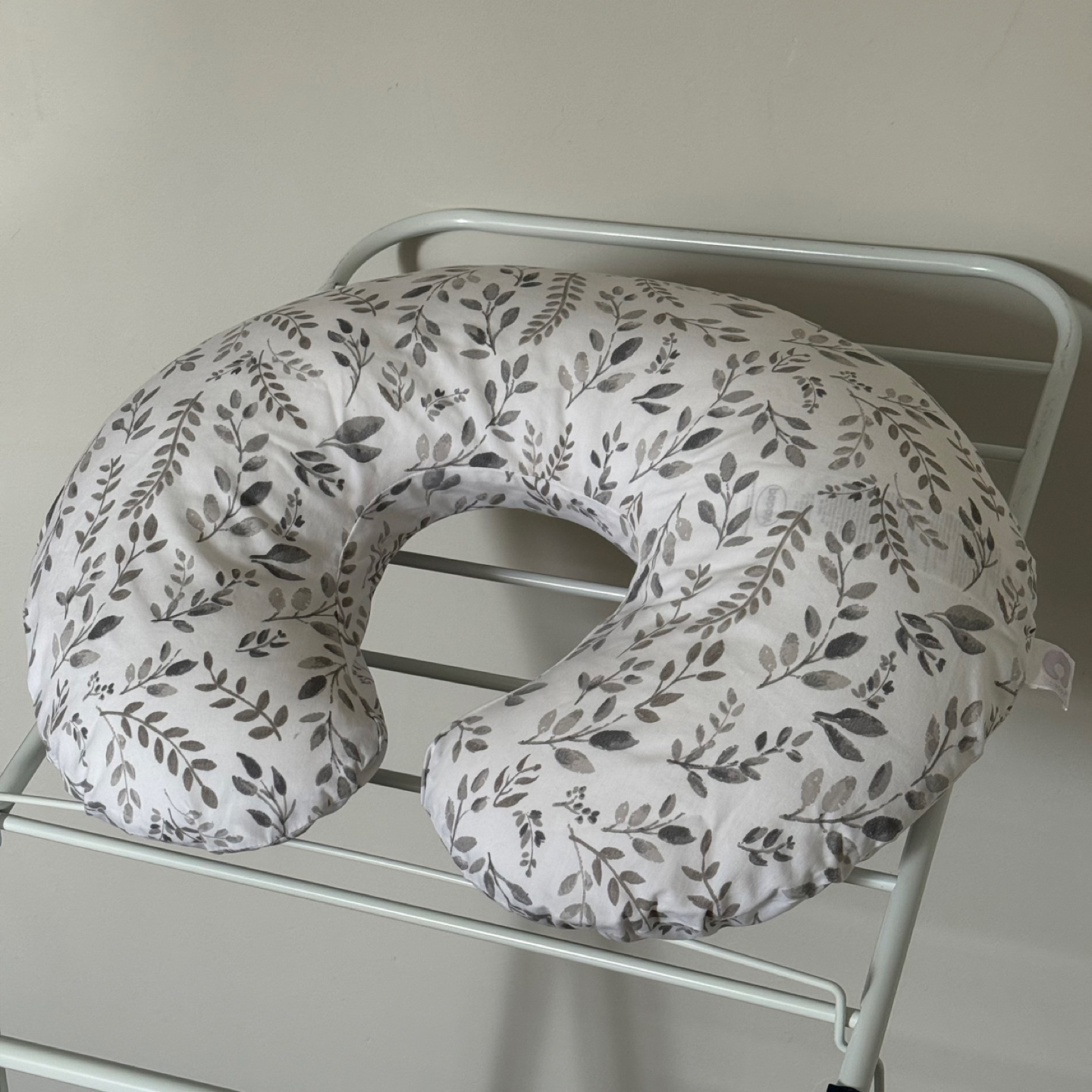 Boppy Original Baby Nursing Pillow - photo 2