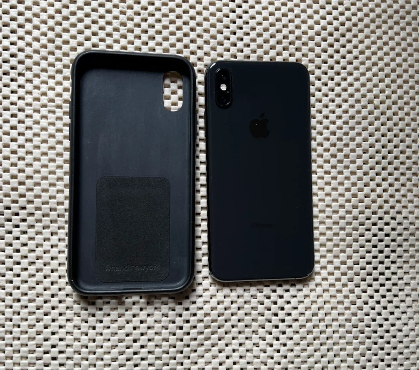 iPhone XS 64gb Gray AT&T  Locked  Blacklisted image indicator(3)