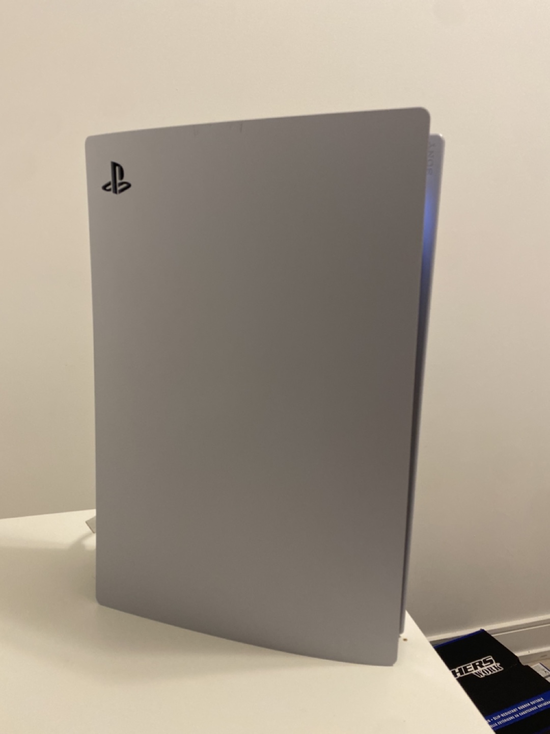 PlayStation 5 Console with 2 Controllers - photo 3