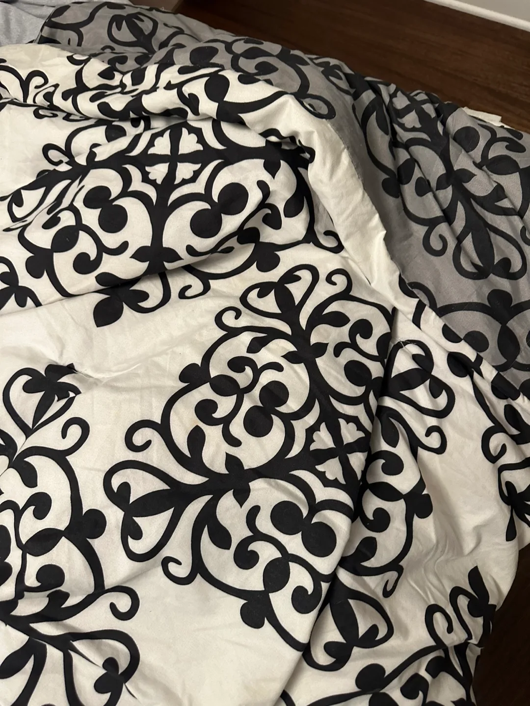 Black & White Patterned Quilt thumbnail