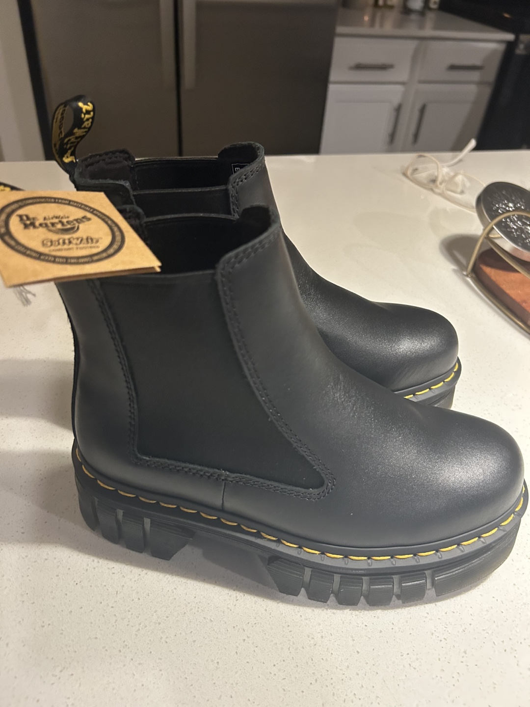 Dr. Martens Audrick Chelsea Boot - US Women's Size 7 - Black - photo 4