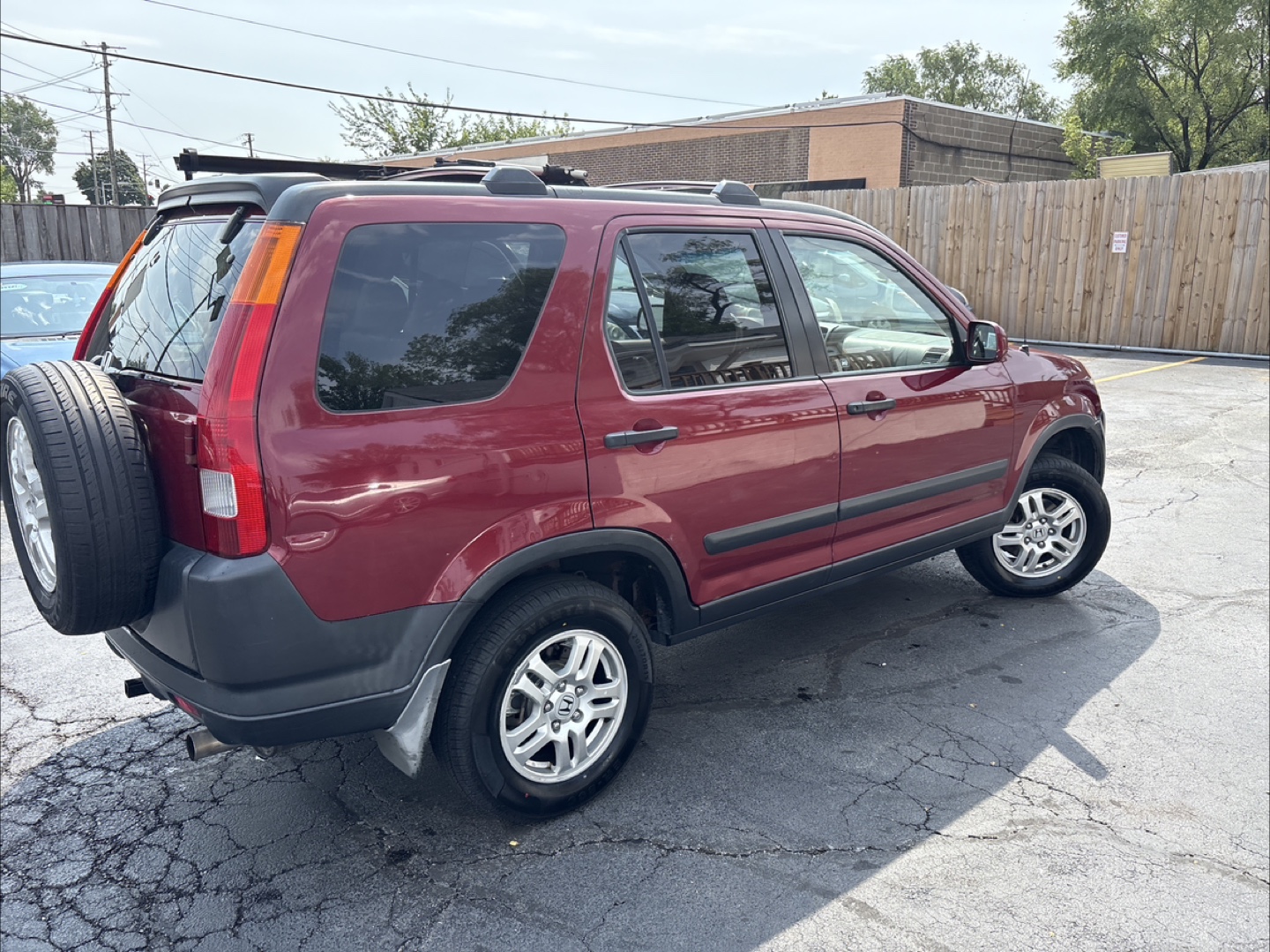 Honda CR-V - Red SUV - photo 3