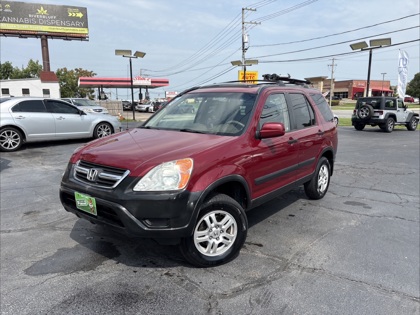 Honda CR-V - Red SUV