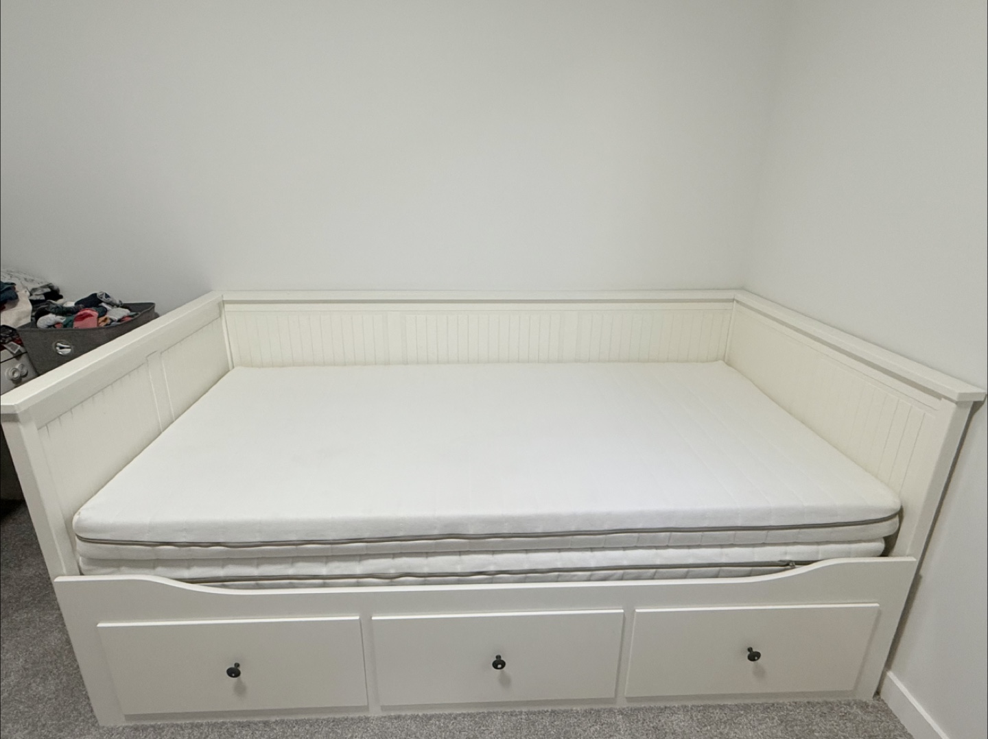 IKEA Hemnes Daybed Frame with 3 Drawers and 2 Mattress
