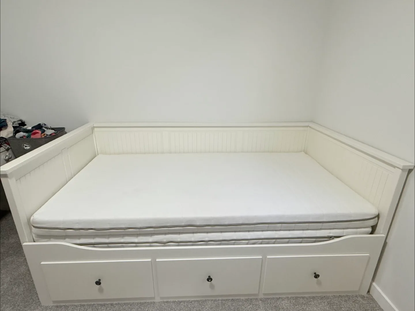 IKEA Hemnes Daybed Frame with 3 Drawers and 2 Mattress thumbnail