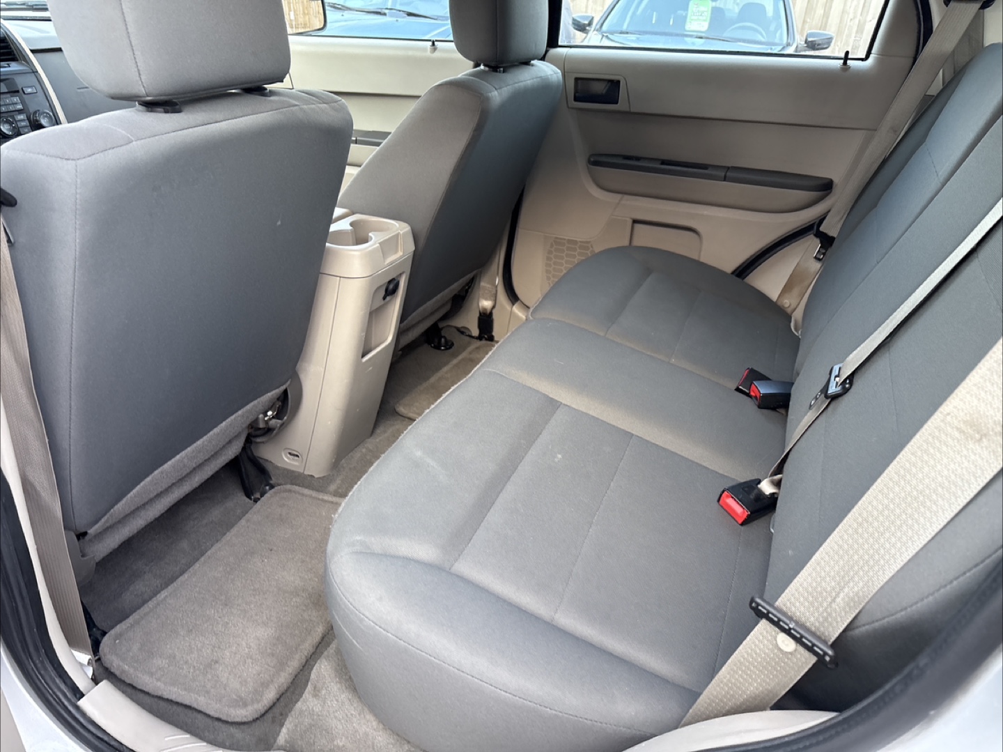 Silver Ford Escape SUV - photo 5