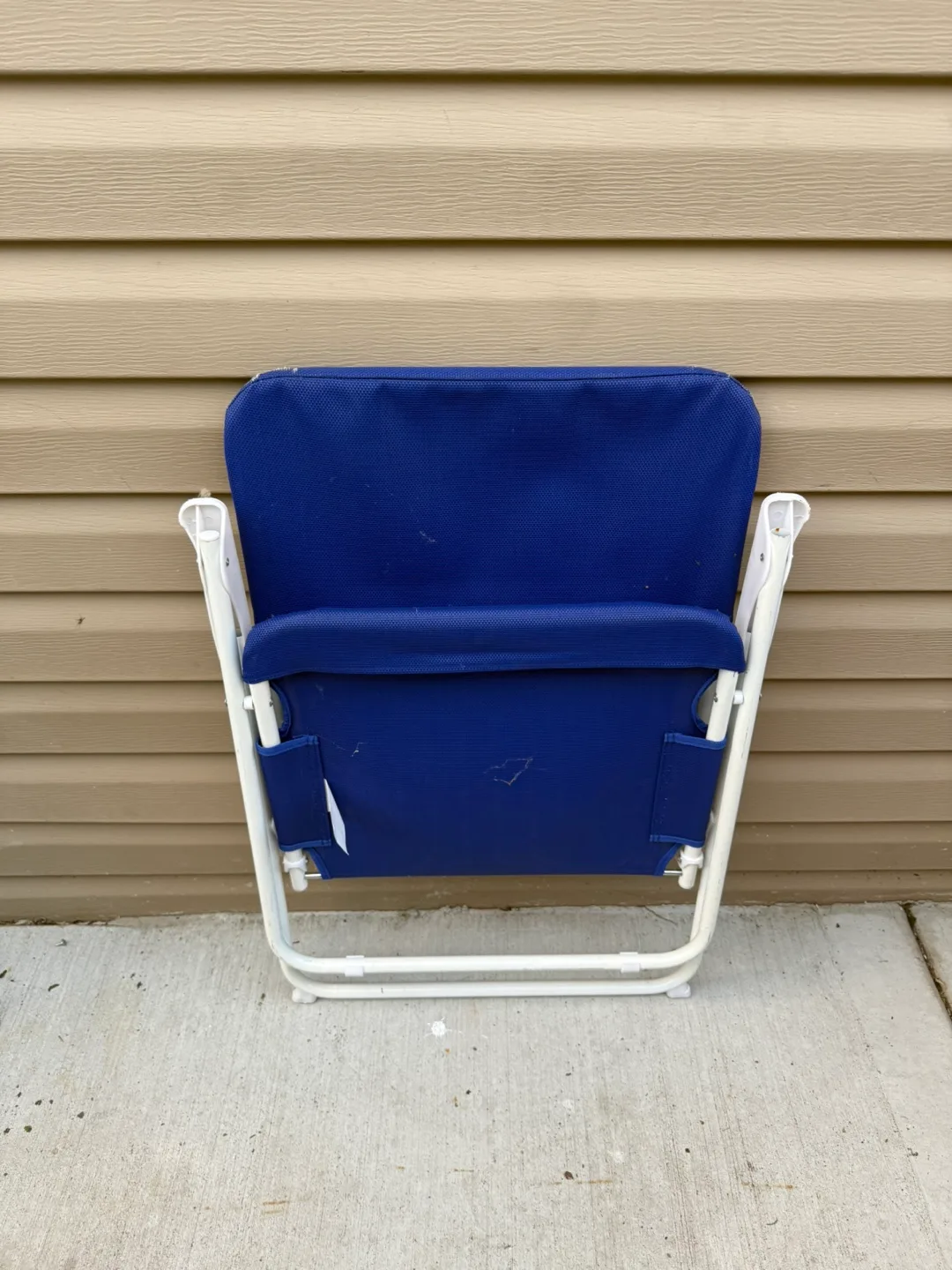 Blue Folding Beach Chair thumbnail