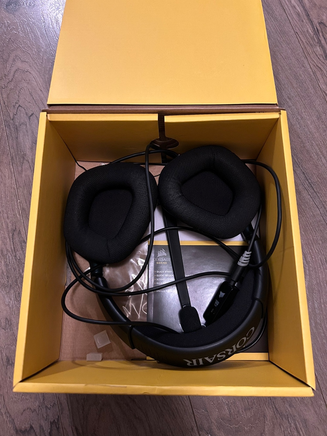 Corsair Void Pro Surround Gaming Headset - photo 2