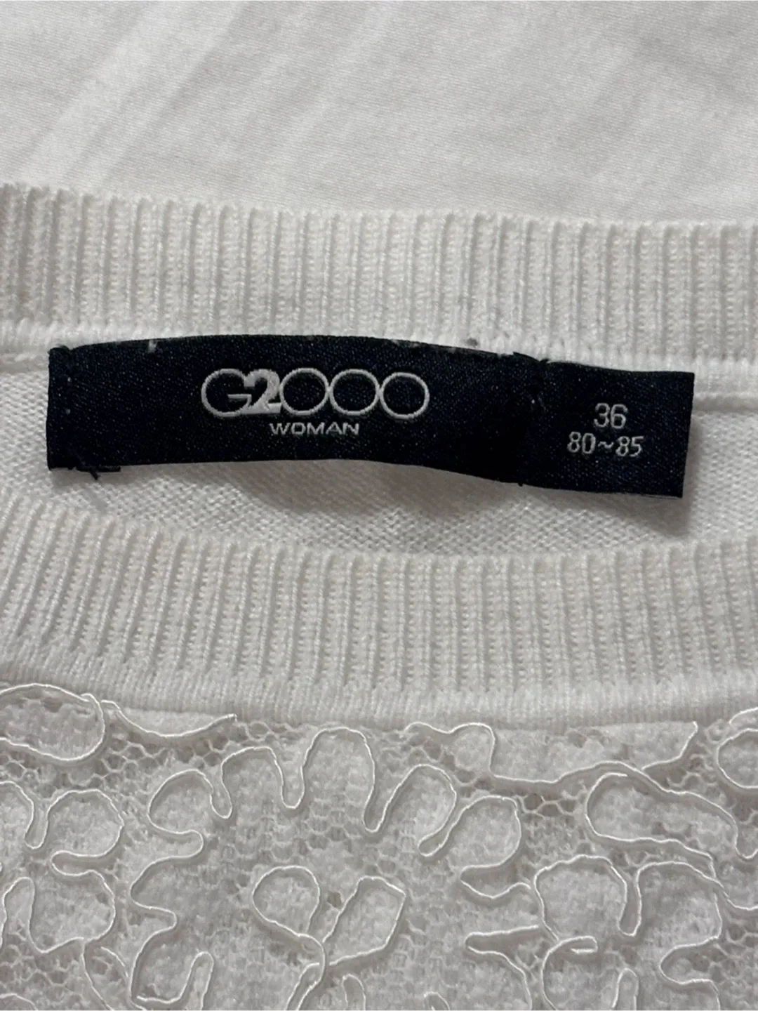 G2000 White Long Sleeve with Lace Detail image indicator(3)
