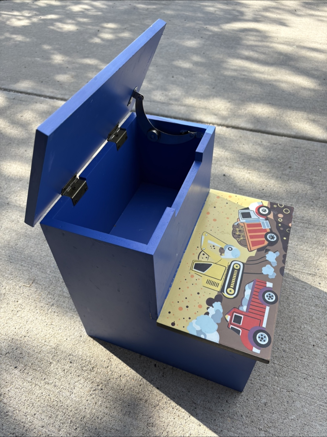 Kids Step Stool with Storage - Truck Design - photo 4