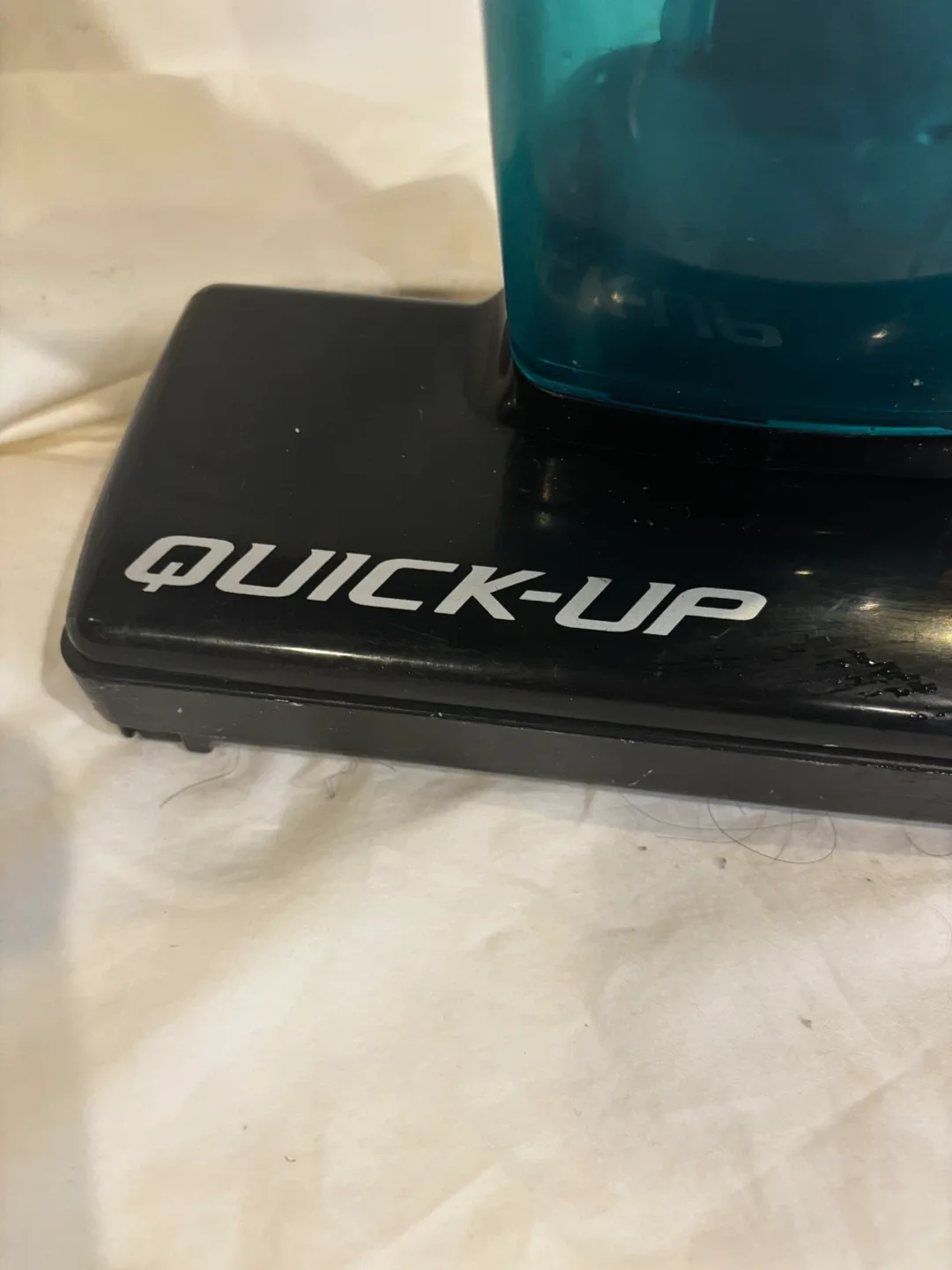 Eureka Quick-Up Corded Stick Vacuum image indicator(4)