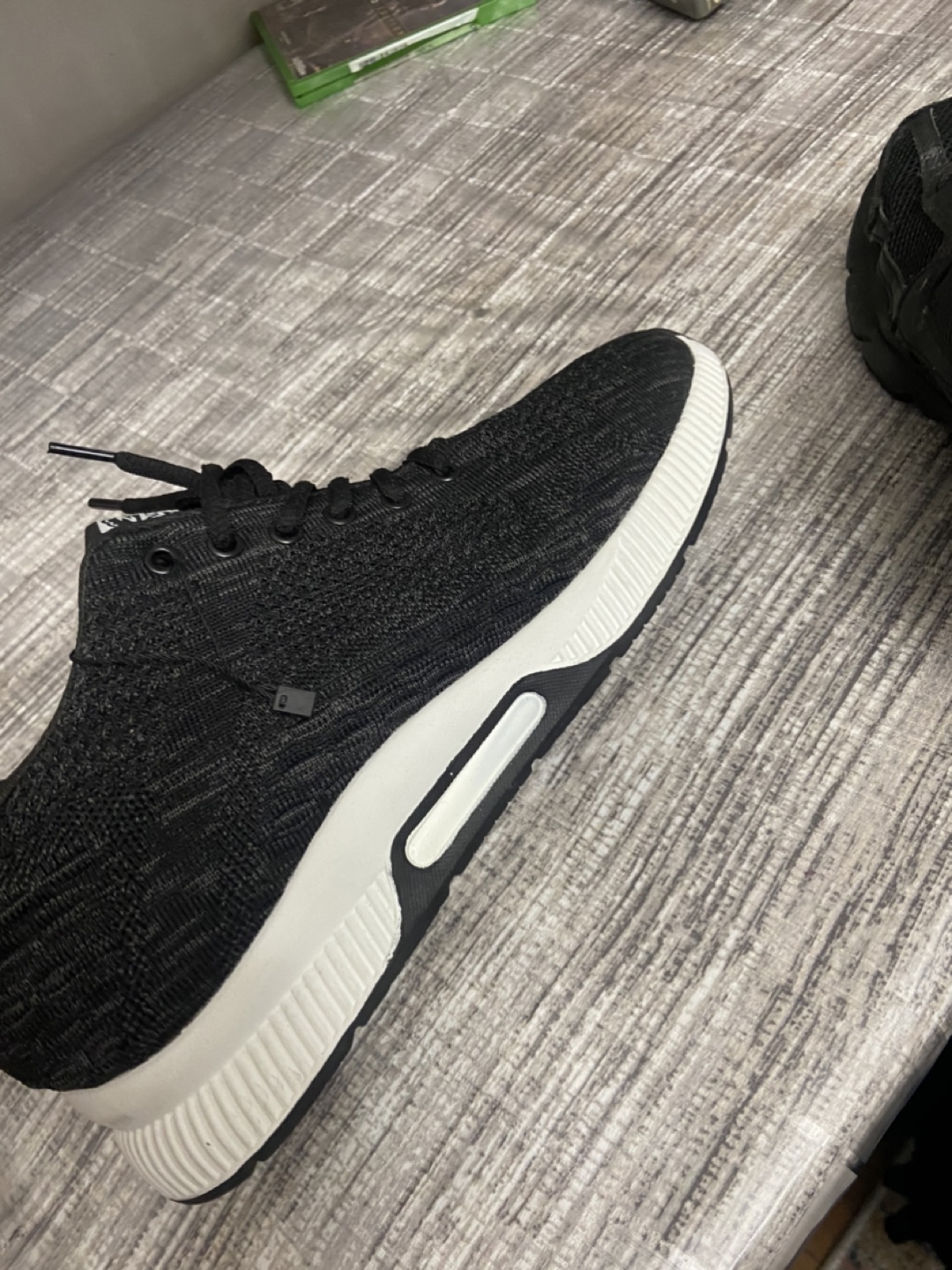 CNZI Cloud Runner Black Sneakers - photo 3