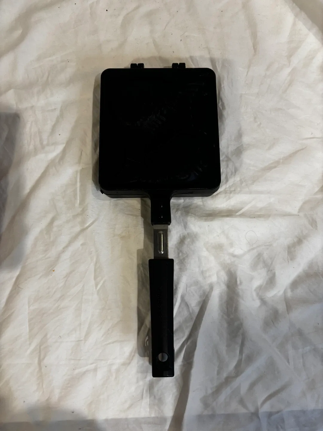 Fish shaped Pancake Pan.xm904 image indicator(5)