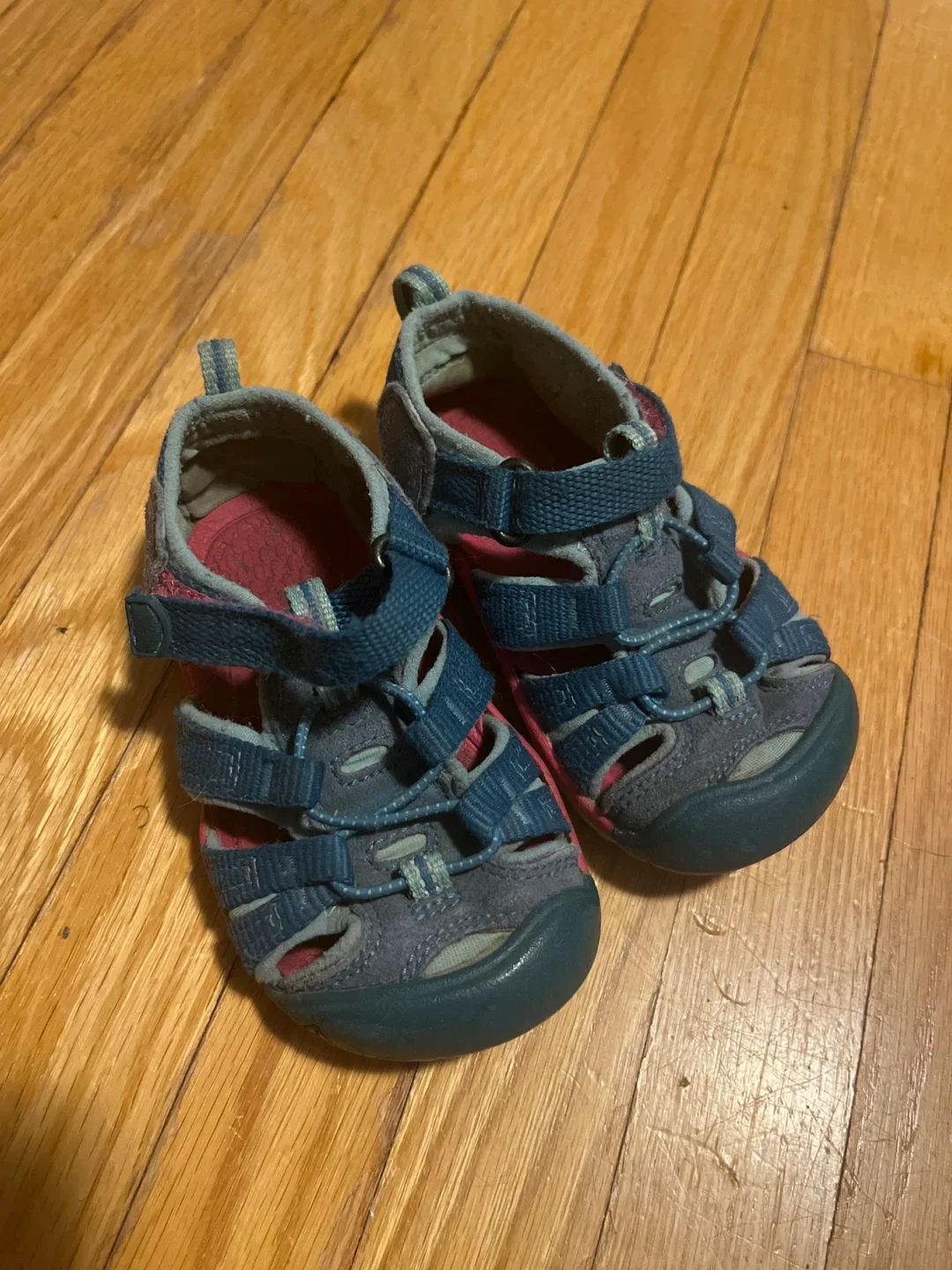 Keen Kids' Sandals, Size 7 thumbnail