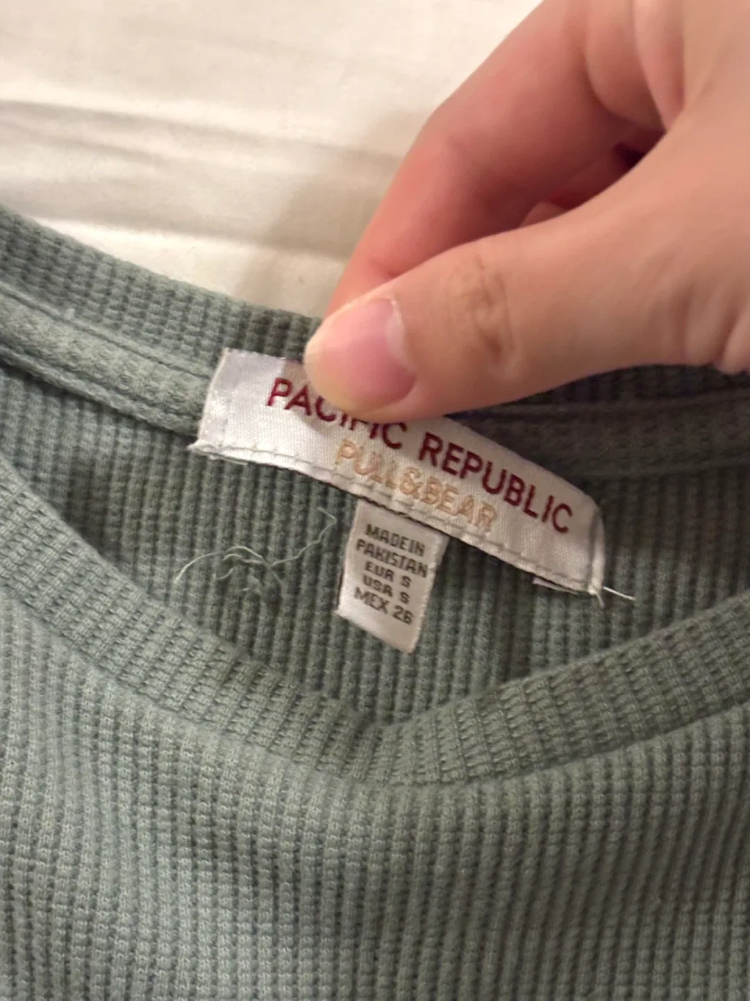 Pull&Bear Green Ribbed Crop Top image indicator(3)