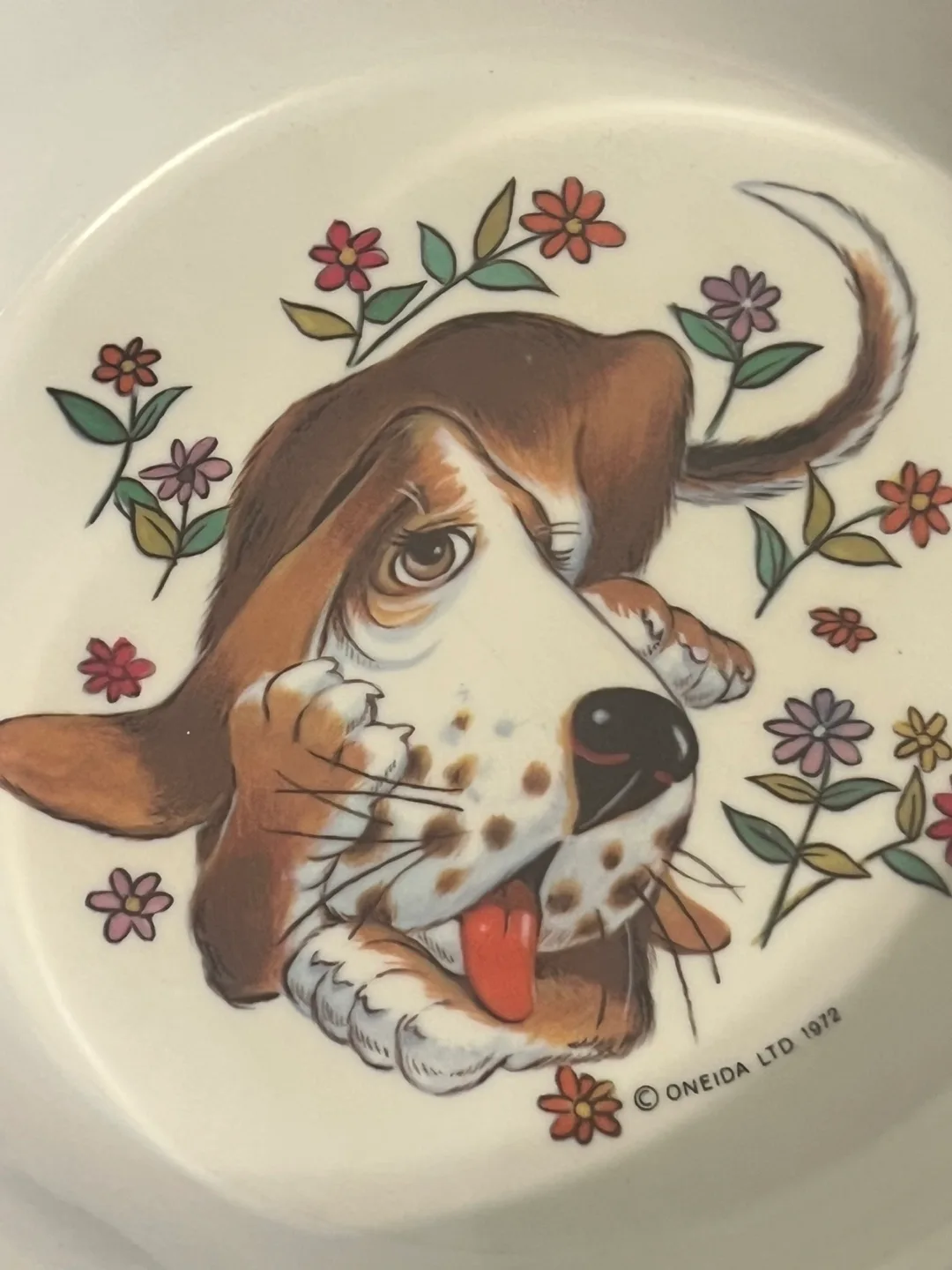 Vintage 1972 Oneida Deluxe Melamine Dog Bowl – Hound Dog Design image indicator(2)