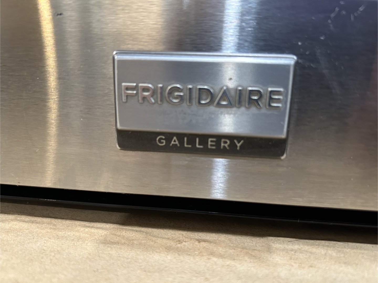 Frigidaire Gallery over the range microwave - photo 4