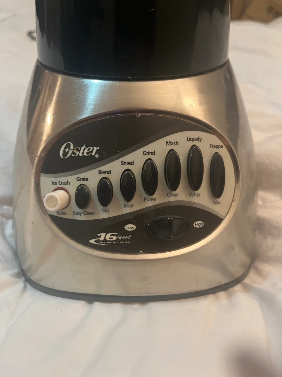Oster 16-Speed All Metal Drive Blender image indicator(3)