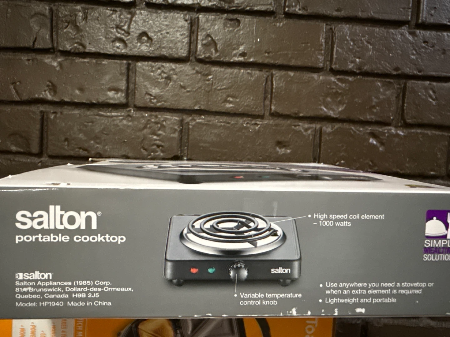 Salton Portable Cooktop - Like New! - photo 2