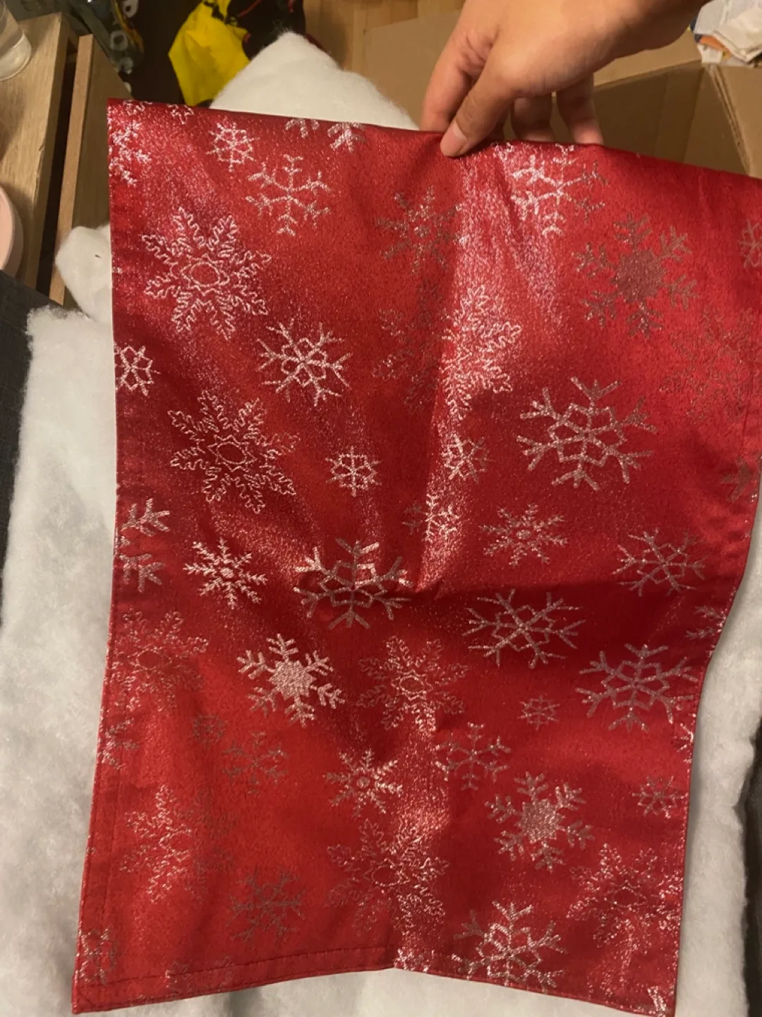Red Snowflake Table Runner thumbnail