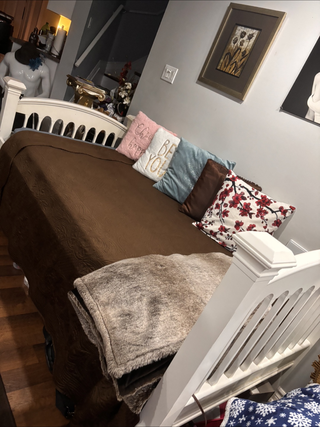 Solid wood Twin bed with Mattress - photo 2