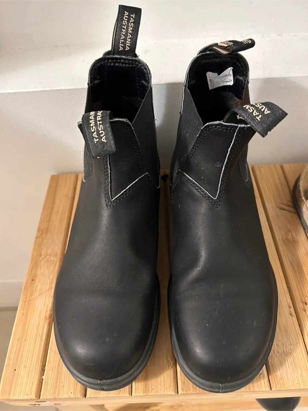 Blundstone Black Leather Chelsea Boots