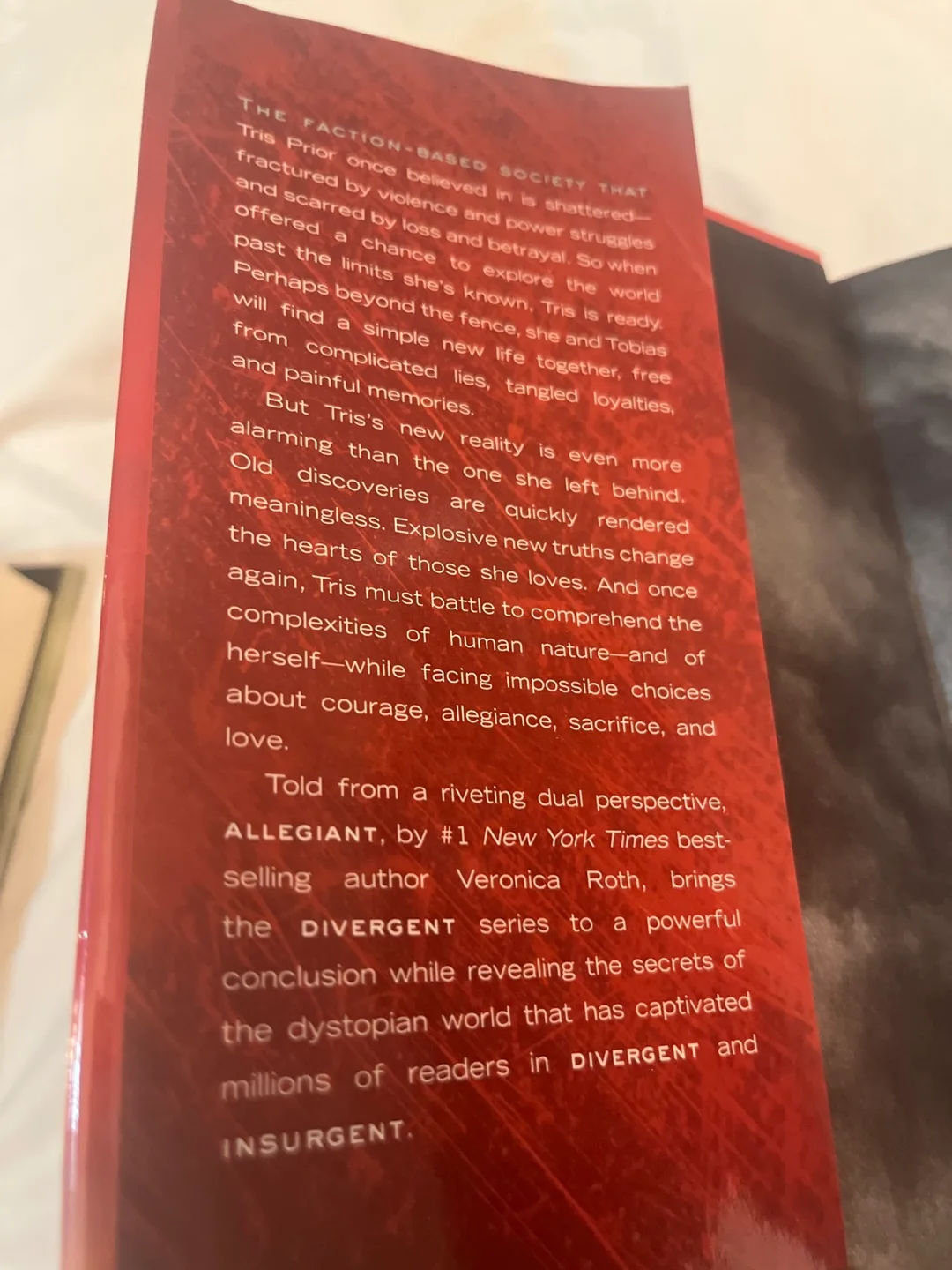 Divergent Series Books by Veronica Roth image indicator(4)