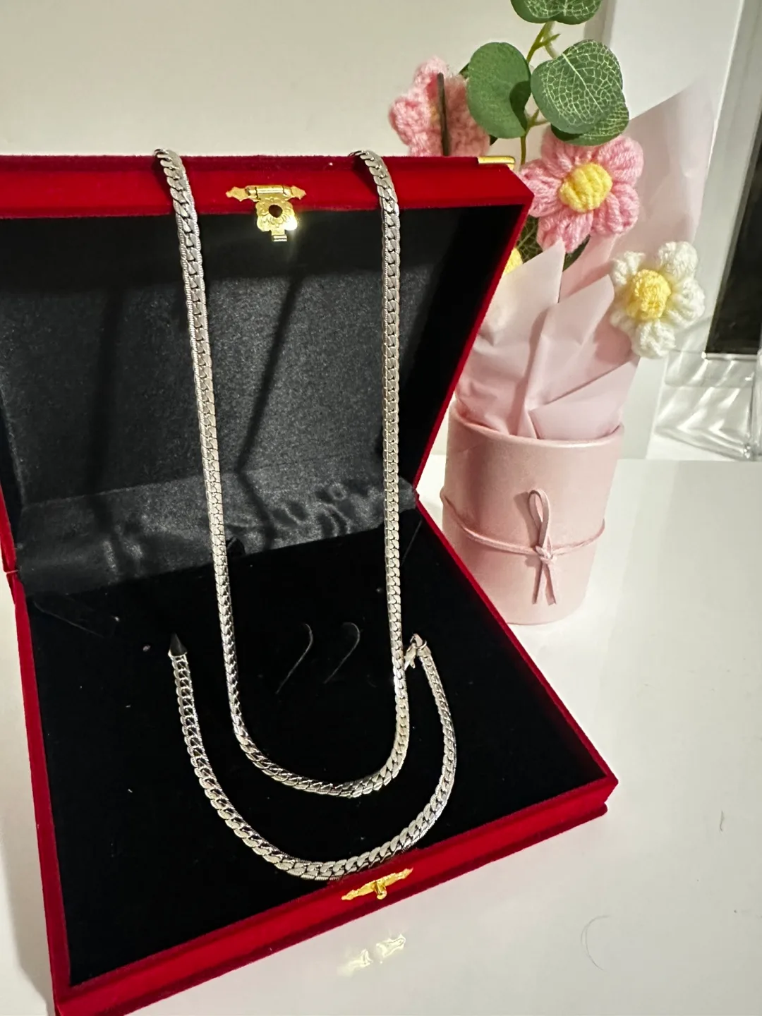 Necklace and Bracelet Set thumbnail