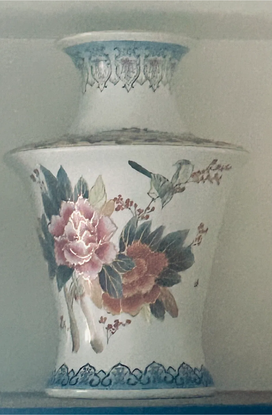 Floral Vase image indicator(2)
