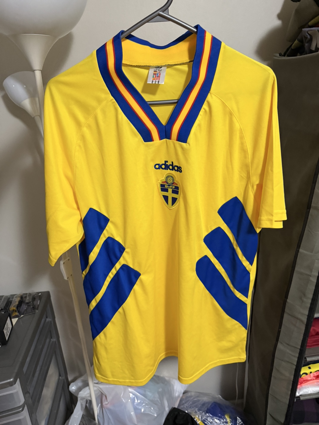 Adidas Sweden Retro Soccer Jersey Size Large
