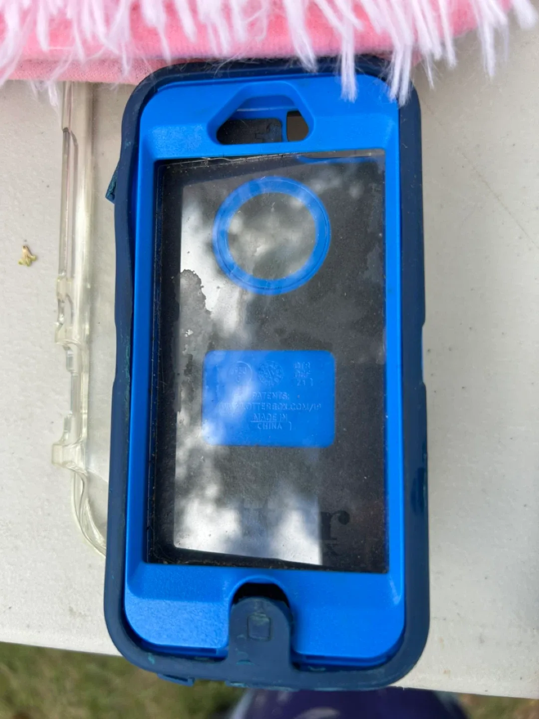 Otterbox Blue Phone Case thumbnail