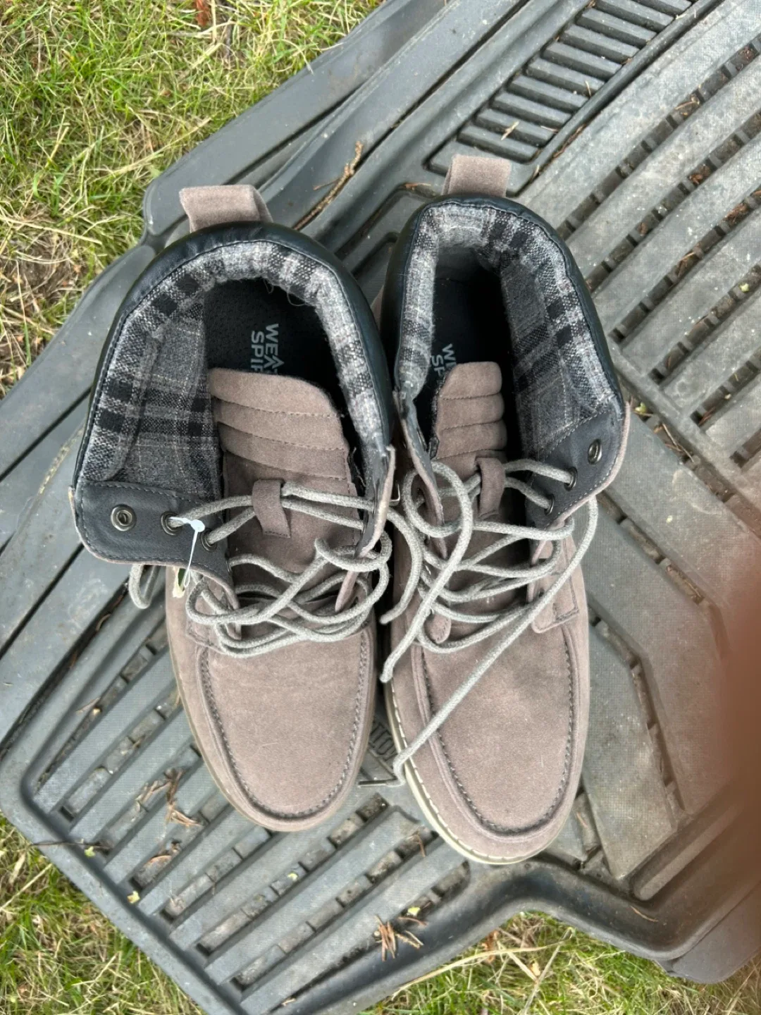 Wear Sperry Boots thumbnail
