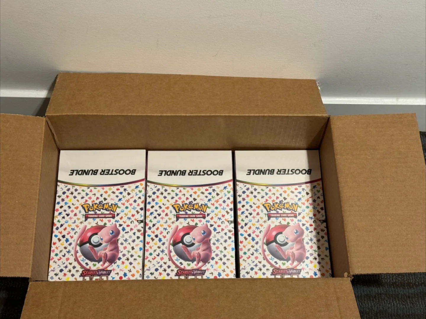 Pokemon 151 booster bundle display- SEALED thumbnail