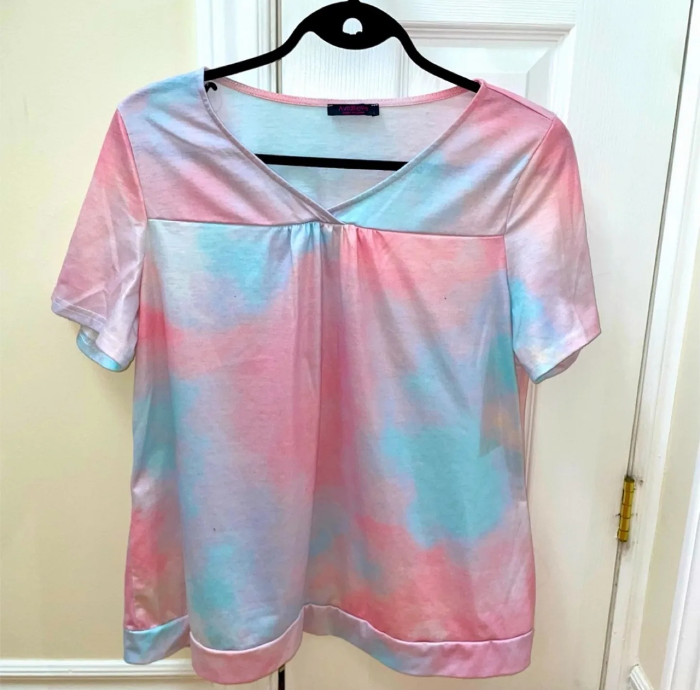Pastel Tie Dye Shirt Avid Love Size Large thumbnail
