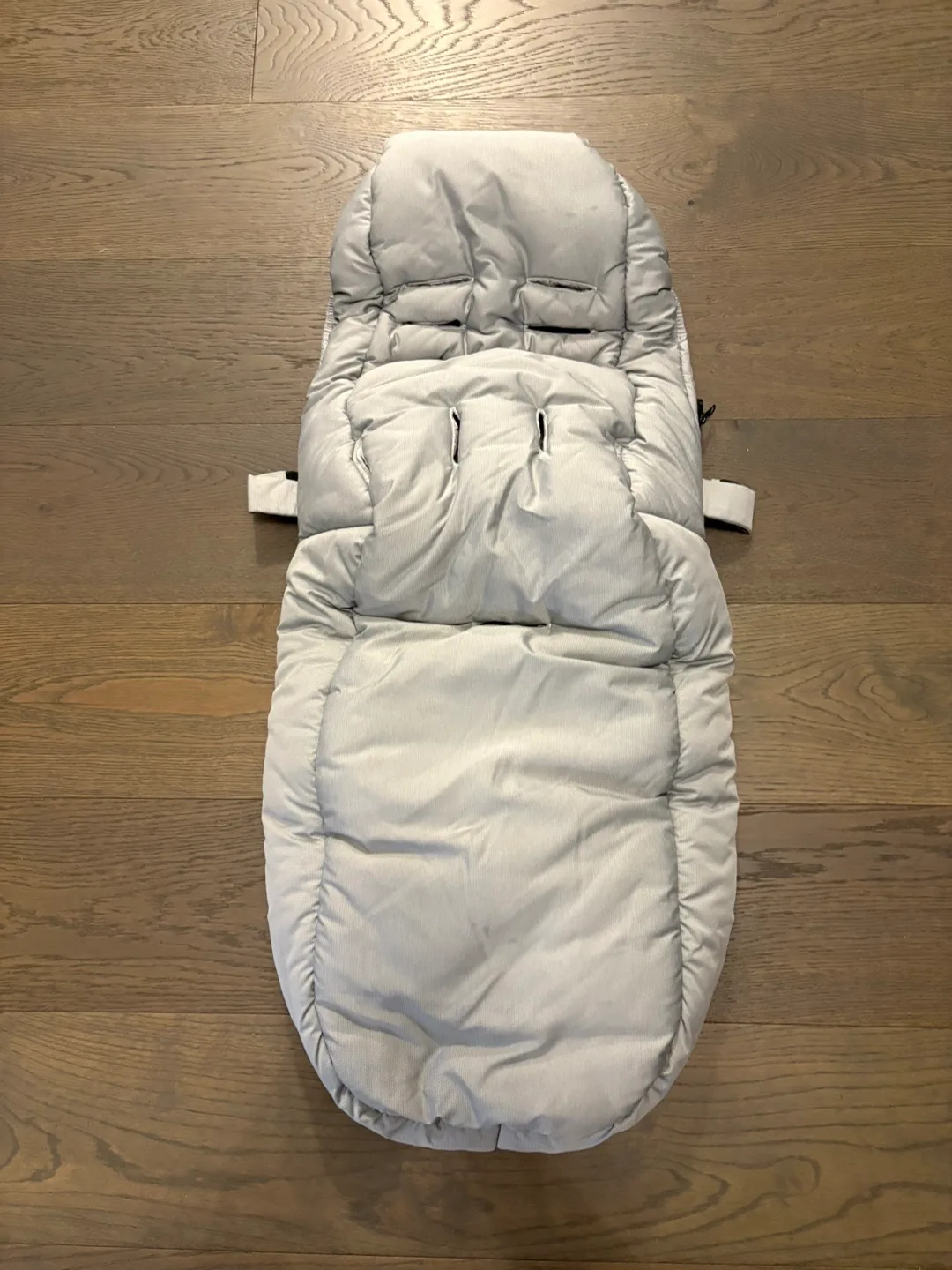 Uppababy gray cozy ganoosh retail $300 EUC image indicator(4)