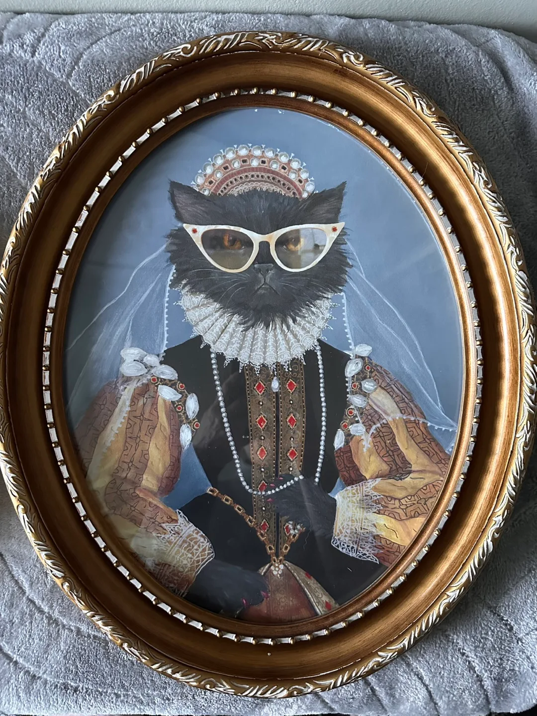 Frame with cat
