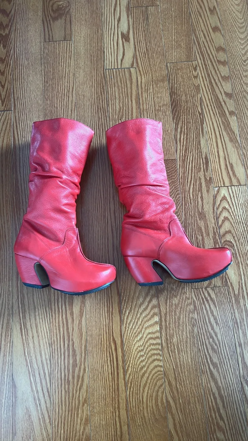NEW John Fluevog Red Leather Boots Size 6 thumbnail